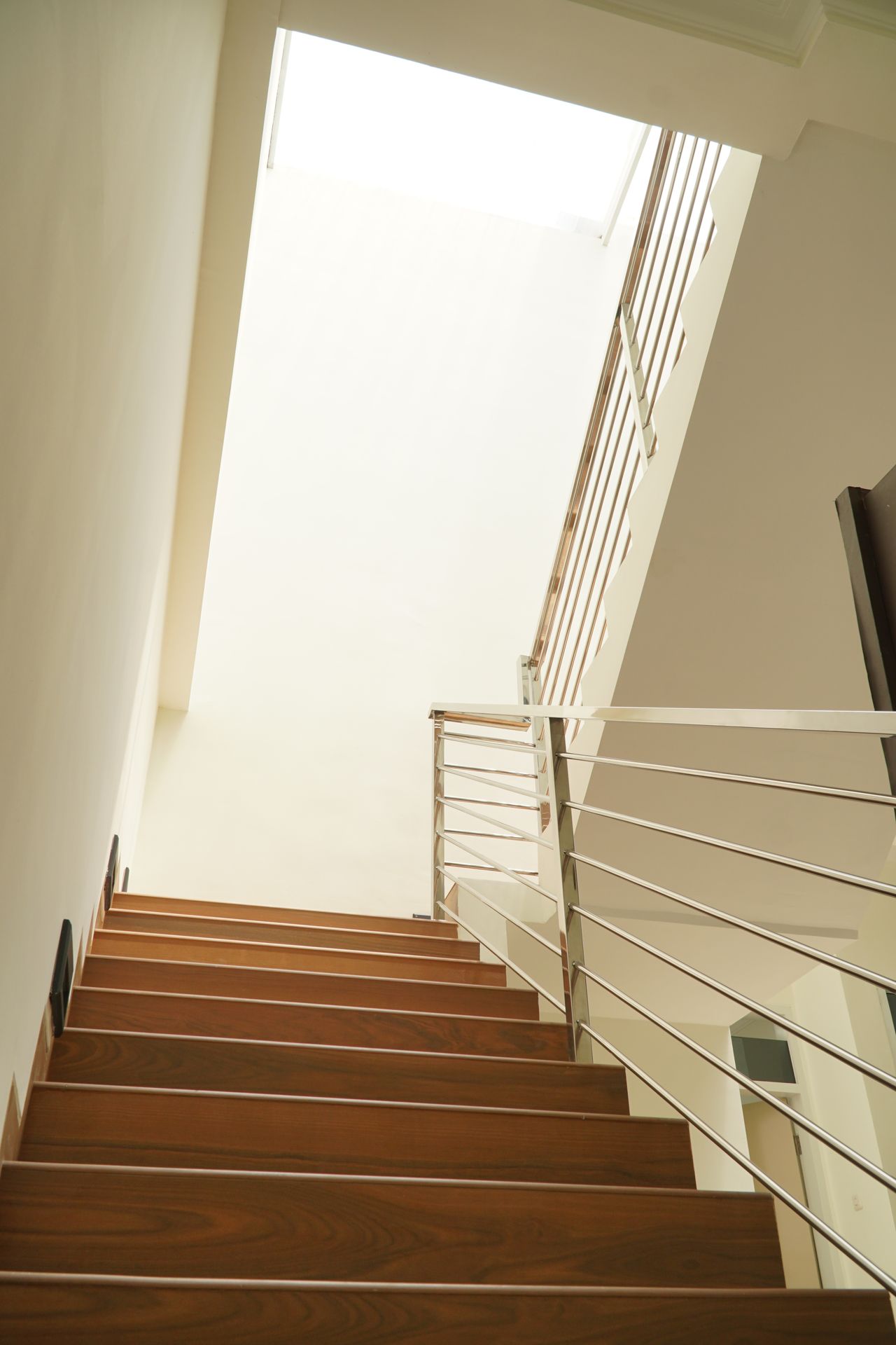 Renovasi Rumah Kriskencana